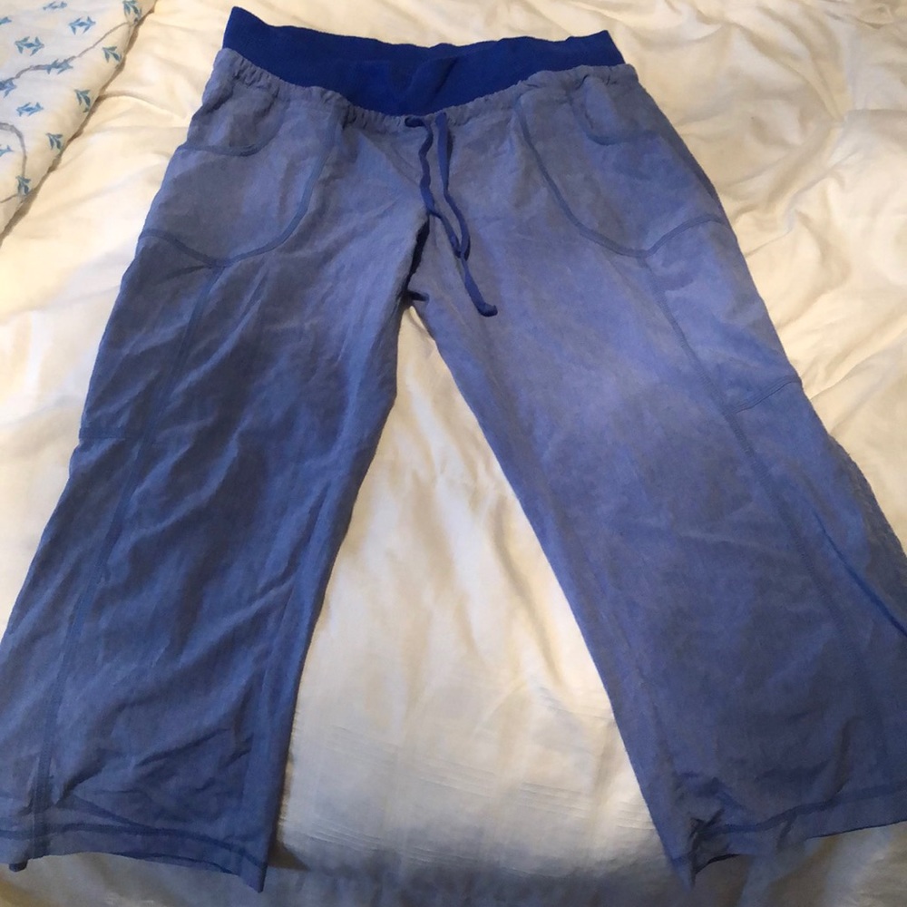 Athleta capris - Size 10 - fits like a Medium